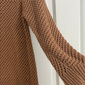 Cozy Brown Knit Sweater. Size Small